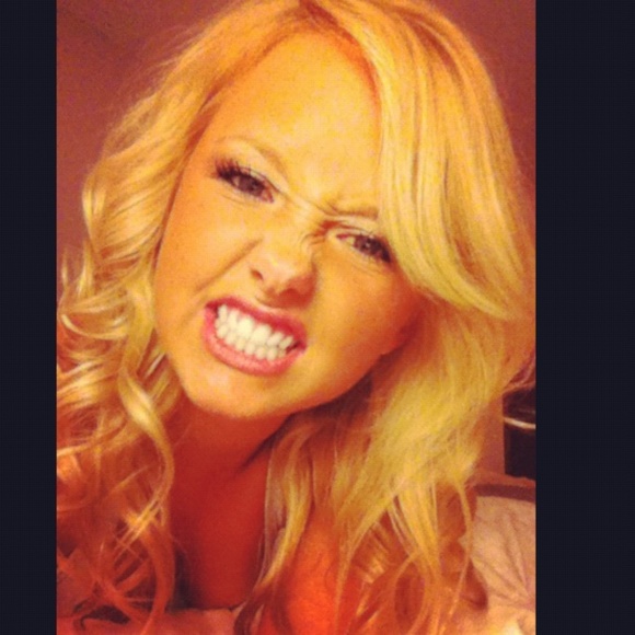 Meet your Posher, Christina - Picture 9 of 16